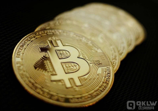 泰國當局突擊查獲*非*法Bitcoin礦場，當地居民 圖片